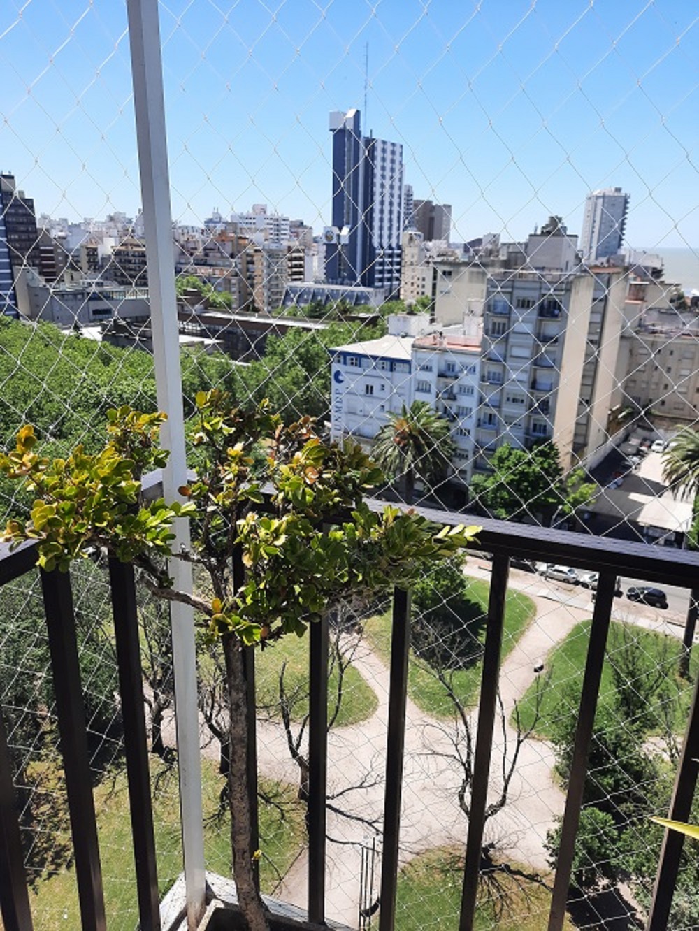 3 amb. c/ dep y cochera MODERNO